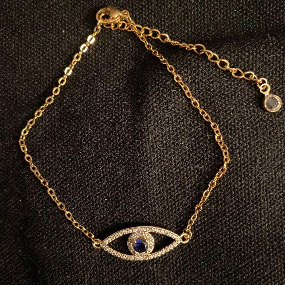 NWOT Evil Eye Charm Bracelet - Picture 2 of 6